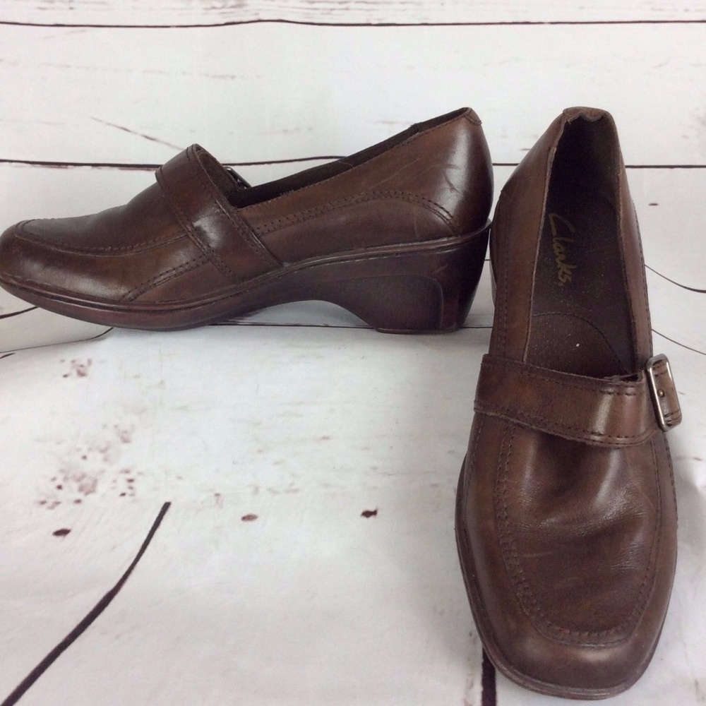 CLARKS Womens Shoes Buckle BROWN Leather LOAFERS